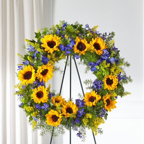 Bright Rays Wreath